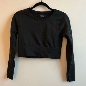 Aerie Black Cropped Workout Top